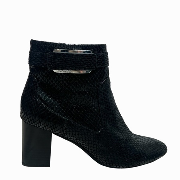 Calvin Klein Black Snake Print Cattee Booties size 10 - Picture 2 of 11
